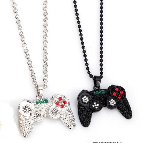 Iced Black Gaming Gamer Controller Gamepad Necklace XBOX PS2 PS3 PS4 PS5 - Picture 5 of 6